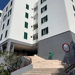 Madeira, 3 Bedroom With Ocean Views In Apartman Funchal