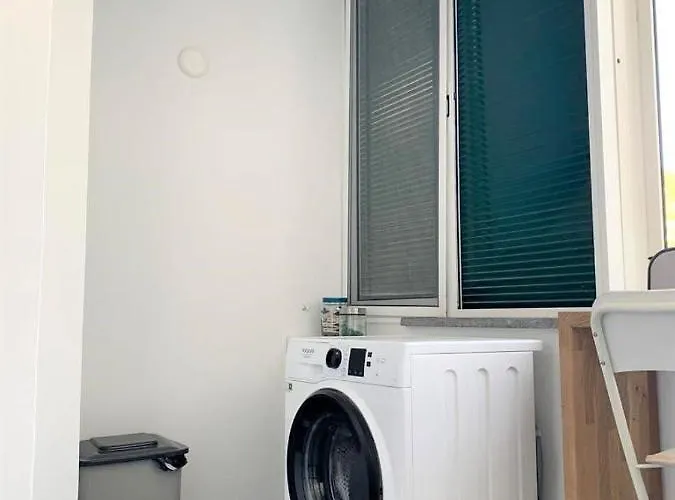 Madeira, 3 Bedroom With Ocean Views In Funchal (Madeira)