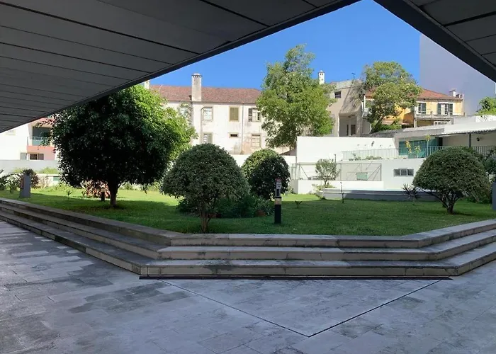 Madeira, 3 Bedroom With Ocean Views In Appartamento Funchal (Madeira)