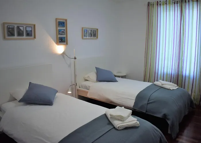 Madeira, 3 Bedroom With Ocean Views In Apartament