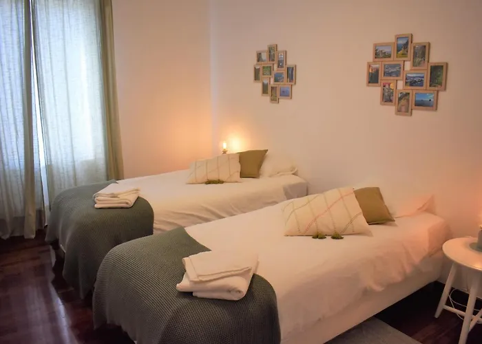 Madeira, 3 Bedroom With Ocean Views In Apartament *